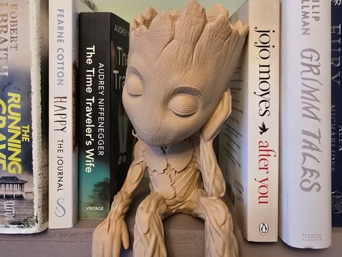 Tree guardian sleeping shelf - tree,