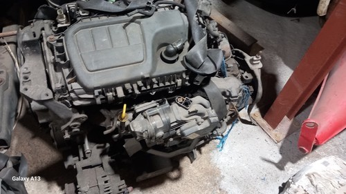 Vauxhall vivaro r9m452 bi - vivaro,