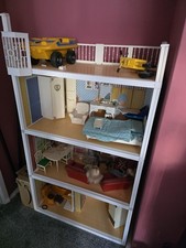 Sindy House And Lots Of