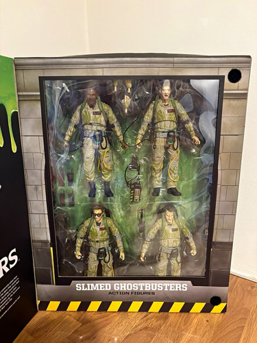 Diamond select toys - diamond,