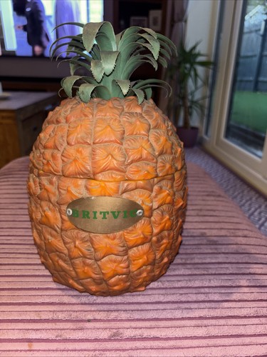 Britvic pineapple plastic - plastic, ice