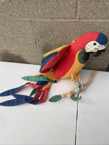 Vintage hanging red - vintage, macaw