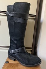 Ladies UGG Dayle Leather