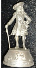 Vintage Charles C Stadden ‘Queen’s Regiment’ Buckingham Pewter Figure 11cm H