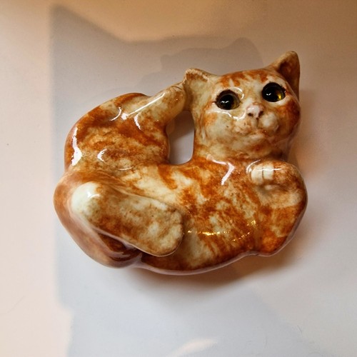 Winstanley pottery orange cat - pottery,