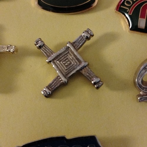 Brigid cross pin badge - cross,