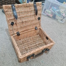  Wicker Suitcase Baskets