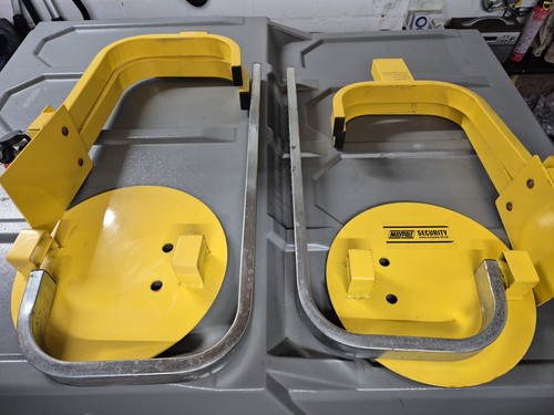 Adjustable heavy duty - , wheel