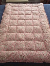 B'TFUL VINT. PINK PAISLEY FEATHER EIDERDOWN QUILT - SINGLE 60x42" - DRY CLEANED