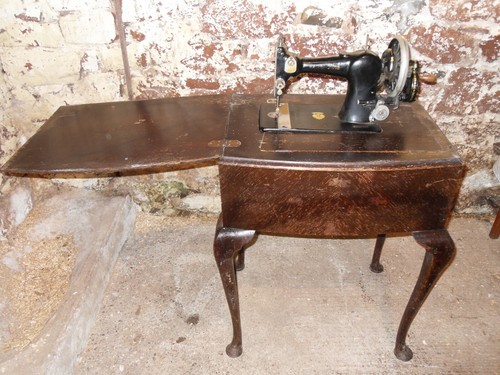 Vintage whiteley hand crank - vintage,