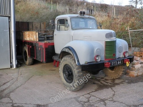 Photo 6x4 old truck - 6x4,