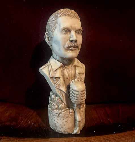 Freddie mercury bust rock - freddie,
