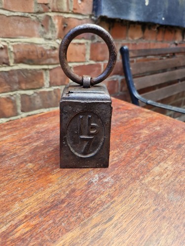 Cast iron door stop - 7,