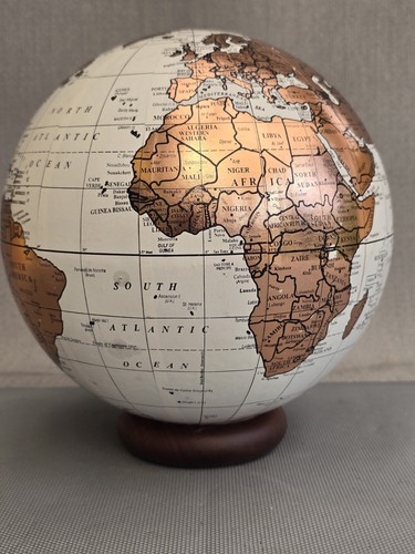 Decorative white gold world - decorative,