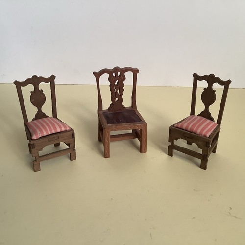 Scale dolls house - scale,