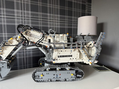 Lego technic 42100 liebherr - lego,