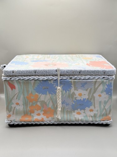 Vintage house fraser - of, floral