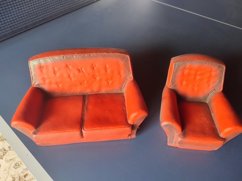 Sindy doll settee 1976 - doll,