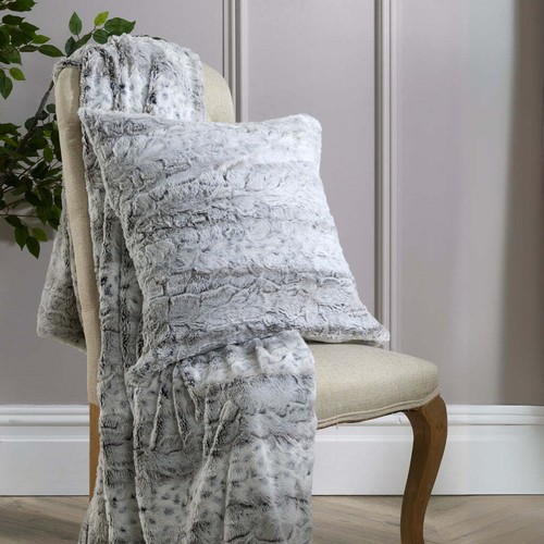 Snow leopard faux - snow, throw