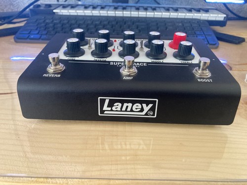 Laney black country customs - country,