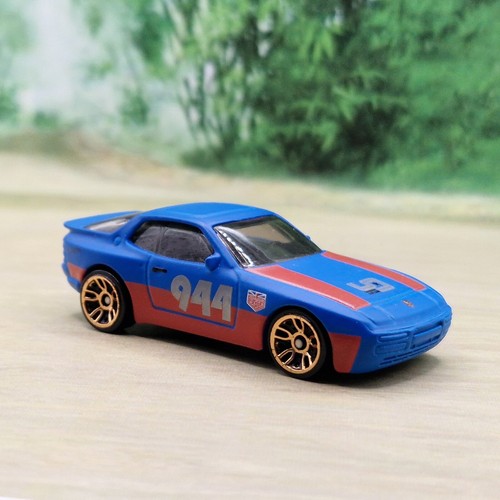 Hot wheels porsche 944 turbo - hot,