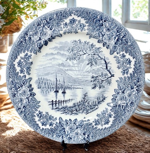 Blue and white - white, transferware