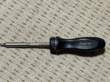 Snap on ratchet screwdriver