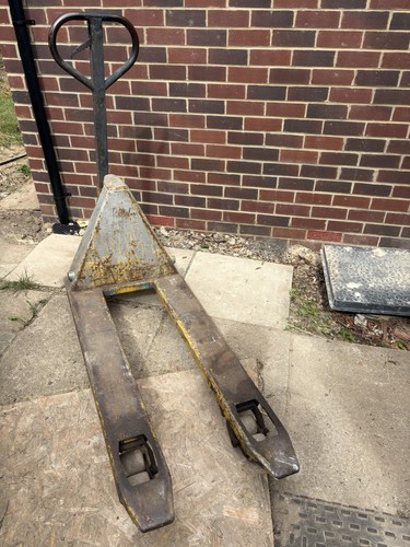 Heavy duty manual pallet truck - duty,