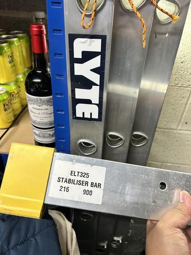 22m 8 rung aluminium - 2.4m, 5.22m