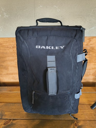 Oakley black canvas rolling - black,