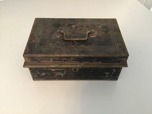 Antique vintage large black - /,