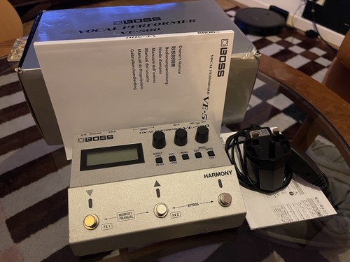 Boss 500 vocal - ve-500, performer