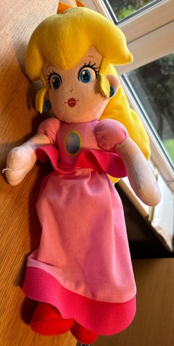 Nintendo princess peach - nintendo,