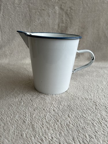 Vintage white blue enamelled - white,