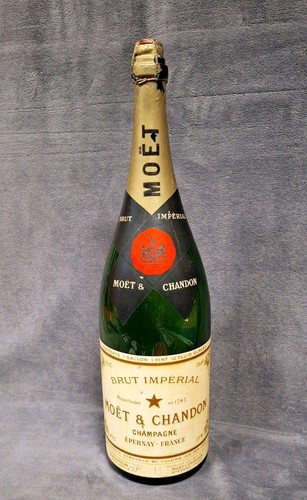 Vintage moet chandon - vintage,
