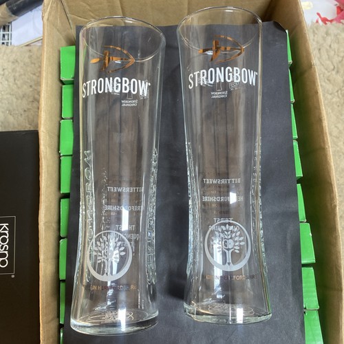 Strongbow cider dark fruit - dark,