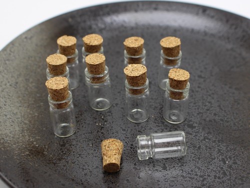 Mini empty glass cork spell - empty,