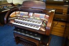 Lowrey Prestige Organ