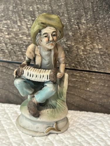 Vintage ceramic figurine - vintage,