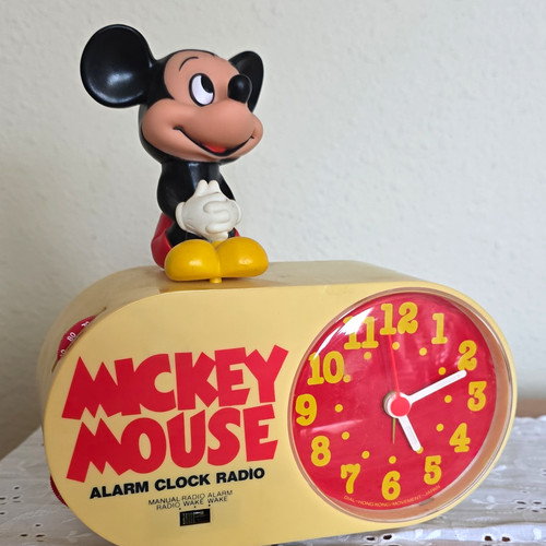 Disney mickey mouse character - mickey,