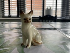 Vintage Siamese Cream And