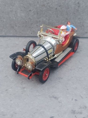 Corgi 266 chitty - 266,