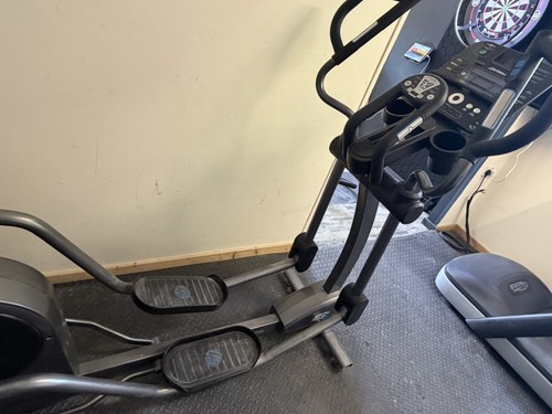 Life fitness cross trainer - ,