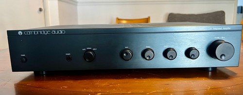 Cambridge audio stereo - ,