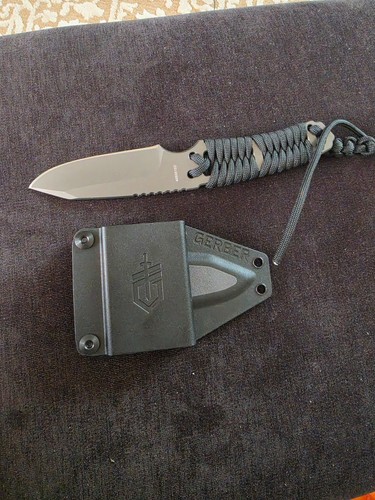 Gerber bear grylls paracord