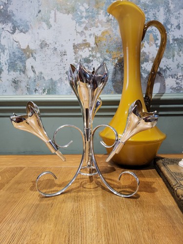 Art nouveau tulip epergne - nouveau,