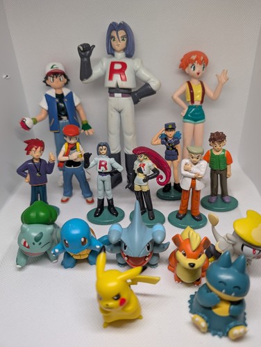 Pokémon character figures - pokémon,