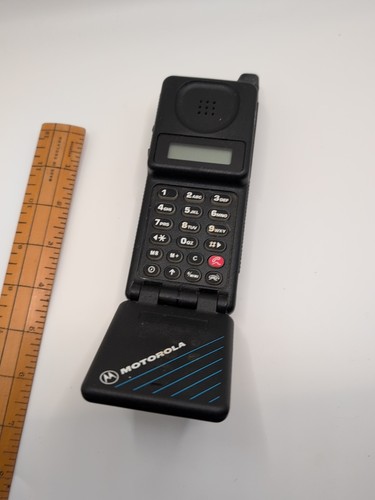 Motorola brick phone soares - motorola,