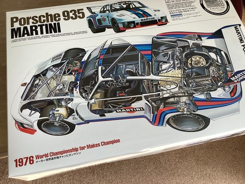 Beautiful big scale series - beautiful, big-scale