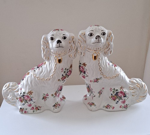 Staffordshire vtg spaniel - staffordshire,